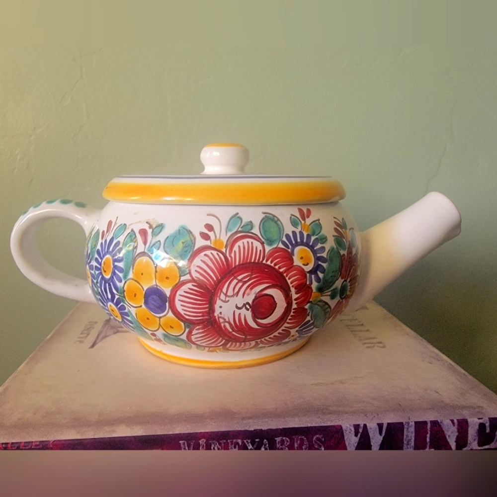 Teapot from Czech Republic.  Bought in 2001